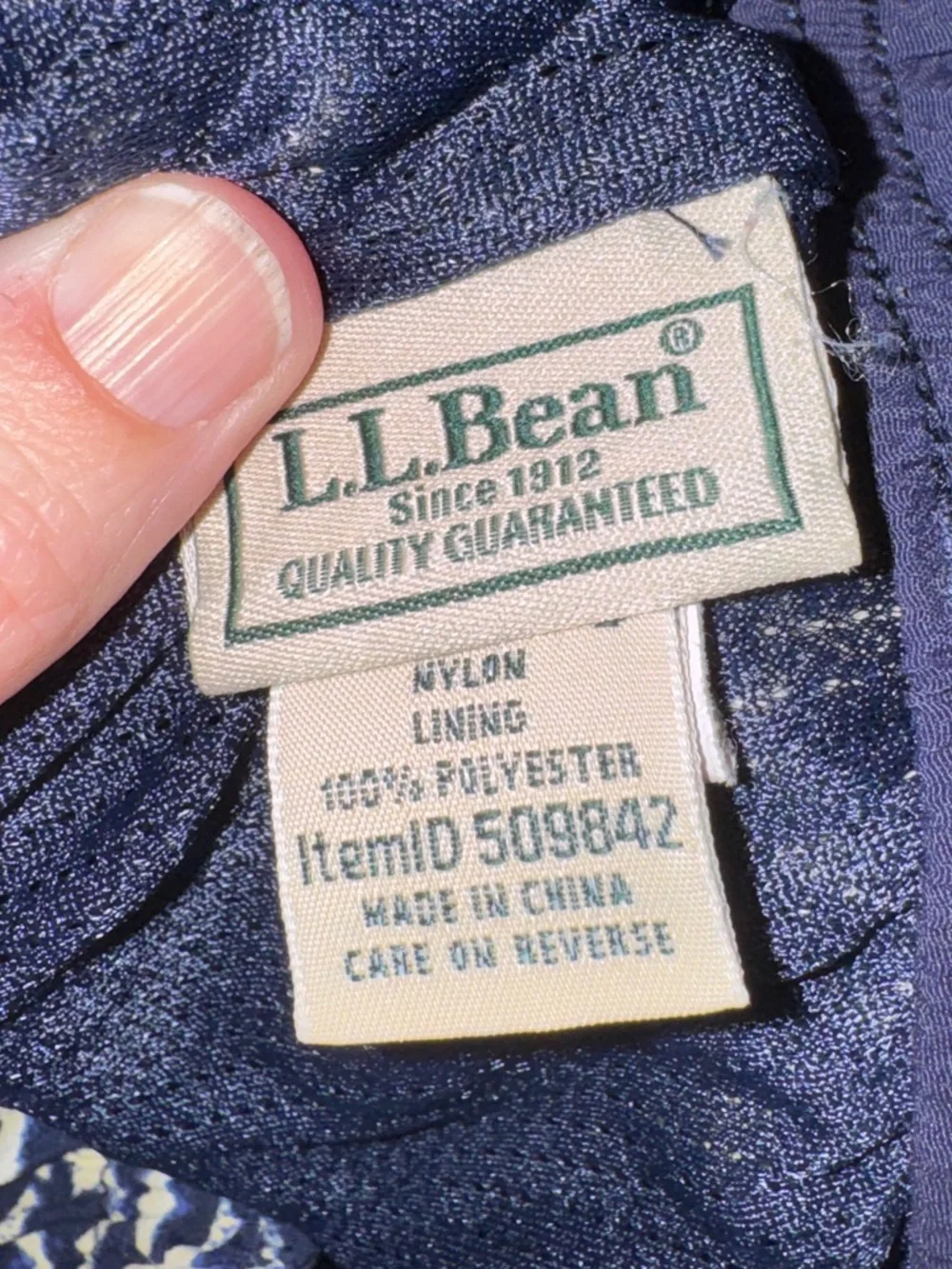 L.L. Bean Men’s Swim Trunks Large Blue Cream Pattern Lined Nylon Beach Shorts